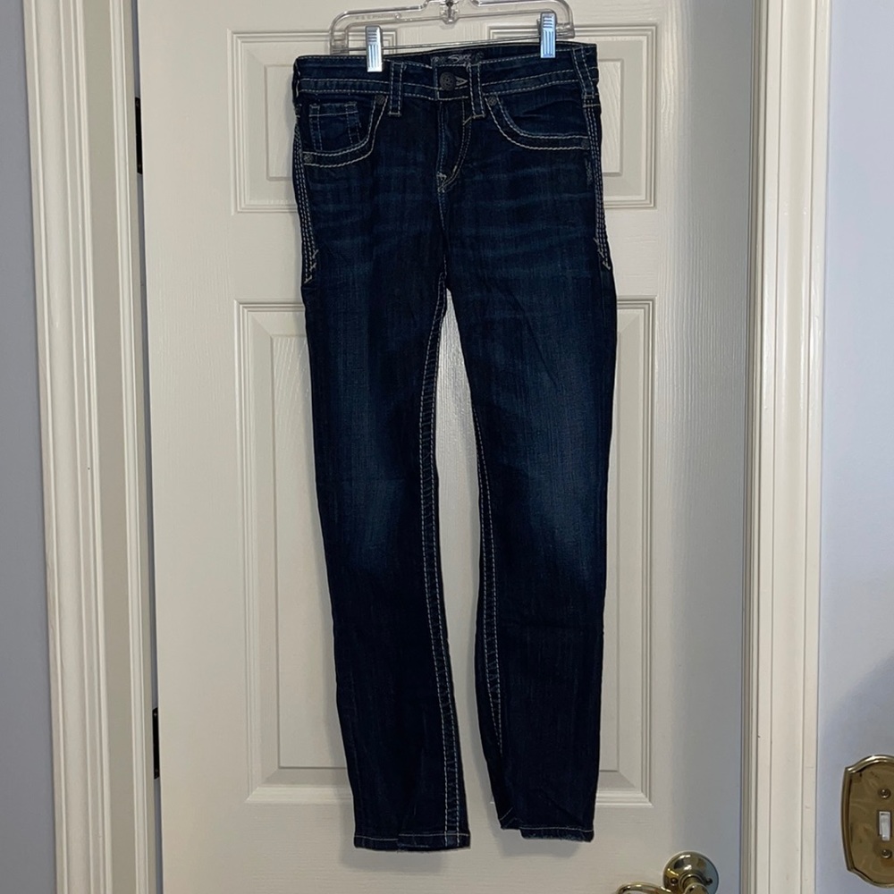 Silver brand dark wash skinny jeans